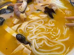 -阿超过桥米线(画展路店)