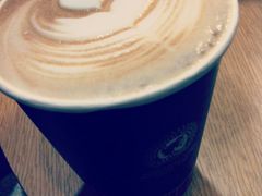 澳洲坚果巧克力拿铁-Gloria Jean's Coffees