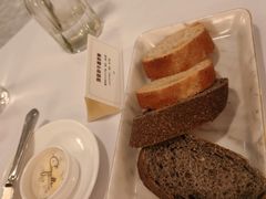 餐前面包-壳里西餐厅Coquille Seafood Bistro(蒙自路店)