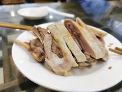 盐水鸭-奇芳阁·百年清真南京菜(夫子庙店)
