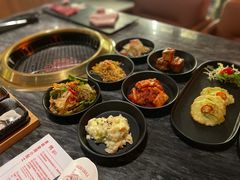 小菜-虎哥六韩式烤肉料理 TIGERGRILL(隆生金山湖中心购物广场店)