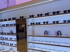 -罗伯特眼镜·蔡司官方授权(前海桂湾店)