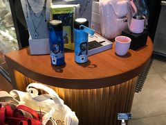 -星巴克(西安曲江银泰店)