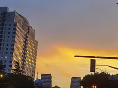 -潮界(LU·ONE凯德晶萃广场店)