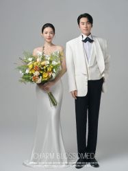 -巴黎春天婚纱摄影(临安店)