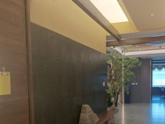 -阿瓦山寨·湘菜现炒·剁椒鱼头王(咸阳总店)