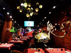 -1886德国汽车餐厅(外滩十六铺码头店)