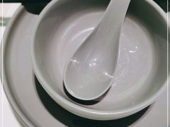 -洪氏嗨捞·广东猪肚鸡·椰子鸡火锅(西咸万象城店)