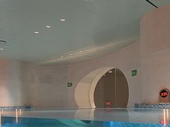 -涨巢·潮玩水疗局