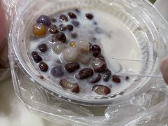 红豆奶+芋圆-小草糖水(海棠村店)