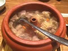 -云海肴·汽锅鸡·云南菜(天山百盛优客店)