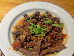 特色牛肉干-李子坝梁山鸡(源著天街十五鸡哥店)
