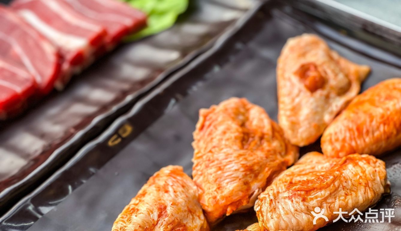 巷子里的宝藏烤肉店💁🏻‍♂️这烤肥牛简直香迷糊了🤤 