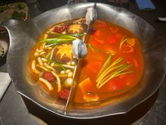 -湊湊火锅·茶憩(杭州湖滨银泰in77店)