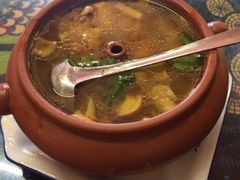 -小厨子私房菜·云南美食店