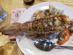 -拉威海鲜市场
