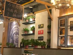 -聚串门儿·东北烧烤(信义坊店)