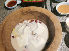 -云荷里·蒸汽石锅鱼·云南菜(中发百旺店)