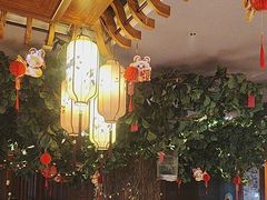 -八府香鸭·啫啫煲(华山路店)