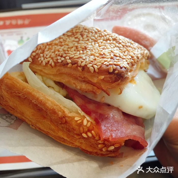 培根蛋法风烧饼