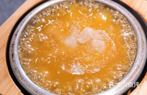 Golden Soup Stone Pot Abalone Wing