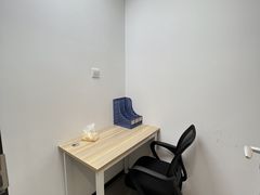 -人民广场-地下停车场