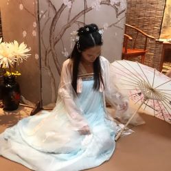 -汉仪华裳汉服馆(打浦桥店)