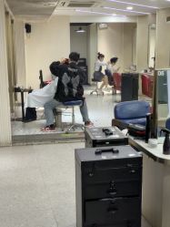 -PE SALON