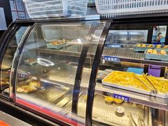 披萨薯条蛋挞-蚝英雄鲜蚝自助专门店(长楹天街直营店)