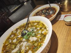 -小三峡食府(西五路店)