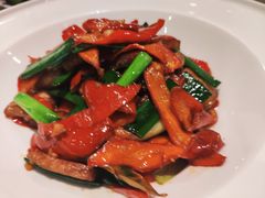 大红辣椒炒回锅肉-徐记海鲜(观沙岭|滨江新城店)