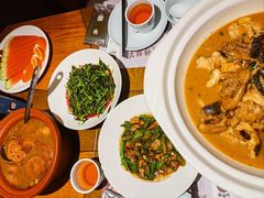 -黄泥岗·地道湖北菜(奥特莱斯店)