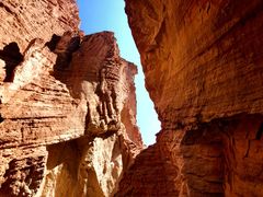 -天山神秘大峡谷