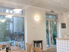 -Cafe Villa