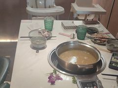 -喃喃椰·糟粕醋·椰子鸡火锅(七堡花园店)