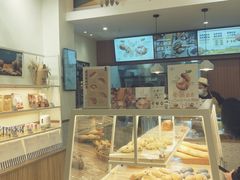 面包甜点陈列柜-前进麦味·天然烘焙(凯德1818店)