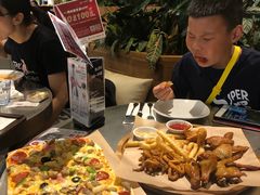 -必胜客(百联又一城店)
