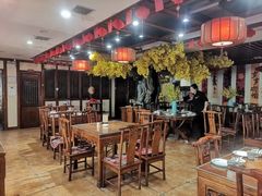 -那家老院子东北菜·饺子·小鸡炖蘑菇(艳华街店)