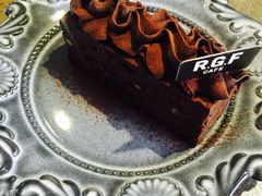 -RGF(巨鹿路店)