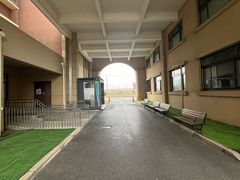 -奉贤东方美谷金汇敬老院·医护康复·日月星连锁(奉贤院)
