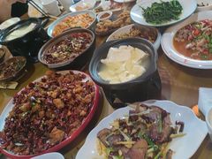 -重庆石磨豆花庄(乔庄店)