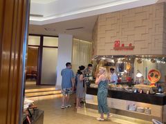 -亚龙湾希尔顿自助餐厅·海鲜·烧烤·沙滩BBQ·现场乐队