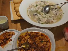 -严记小天府酸菜鱼(西四路店)