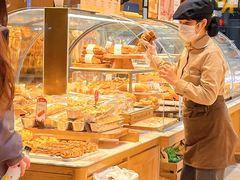 面包甜点陈列柜-罗森尼娜(解放西路店)