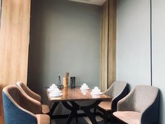 -有红鸡毛店·川菜(建设路店)