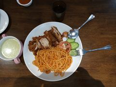 香煎鸡扒配茄汁意面-大四喜茶餐厅(井岸店)