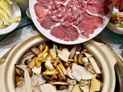 -天宜隆蘑菇宴火锅(石景山旗舰店)