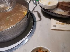 -左庭右院鲜牛肉火锅(浦江欢乐颂店)