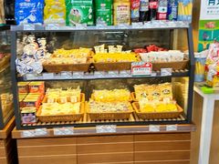 -光明牛奶棚(南泉店)