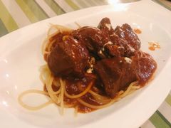 红酒煮牛舌-BISTROFIORE美伊娜(伊犁南路店)